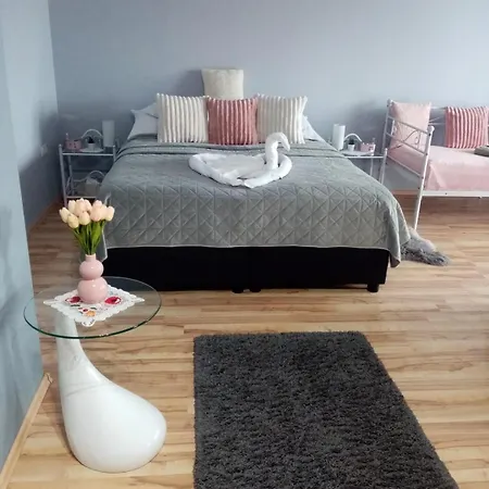 Apartment Sara Nyiregyhaza